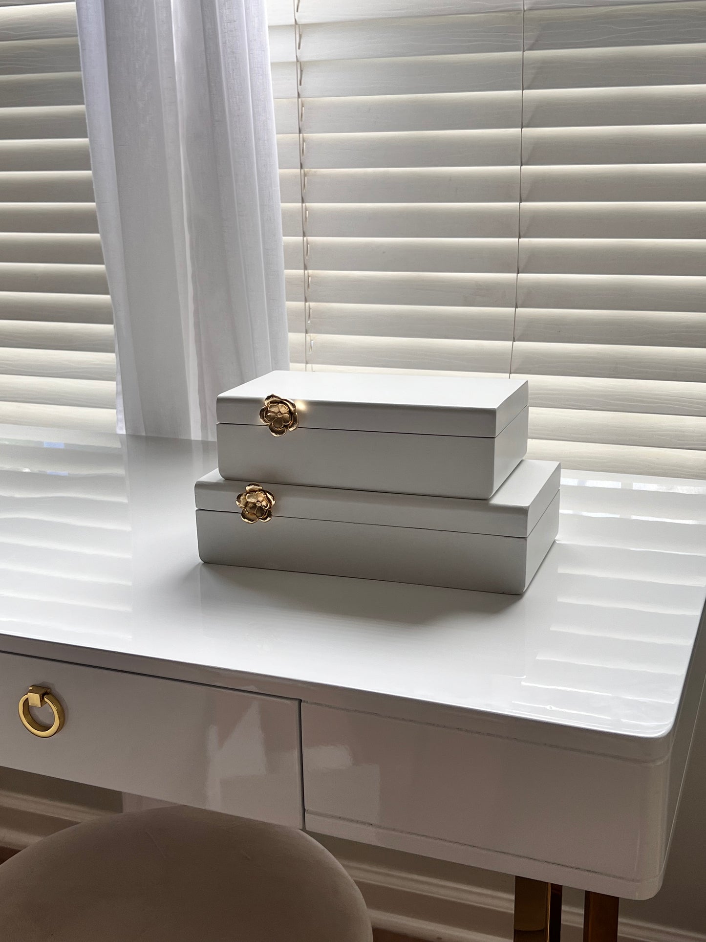 Wood decorative box’s whit gold flowers design (set of two)