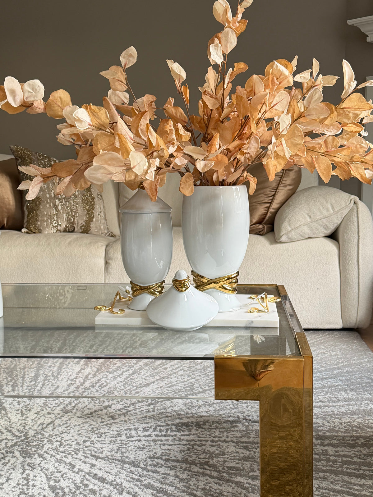 White and Gold Design vase (small)