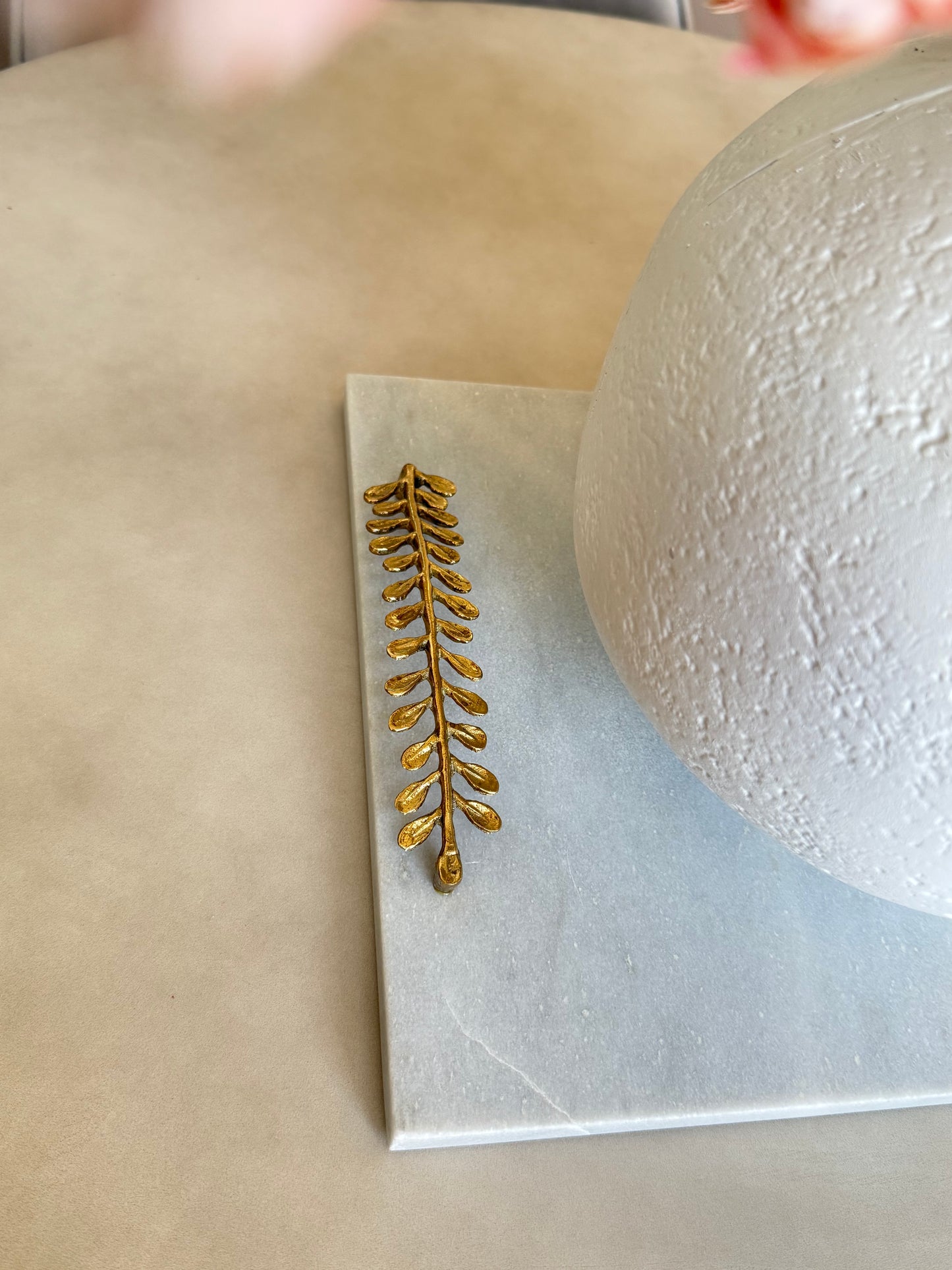 Marble tray Whit Gold Handle