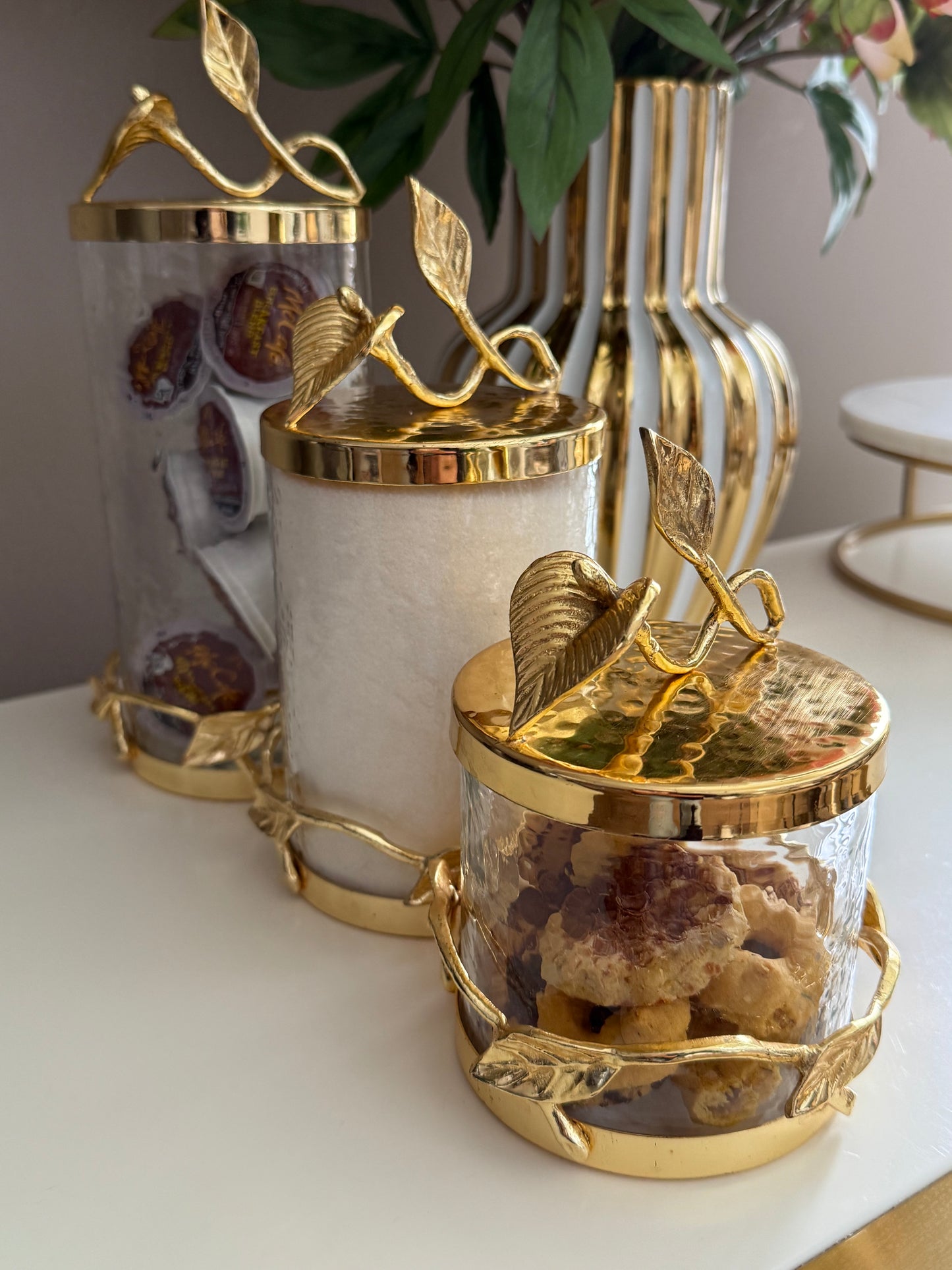 Set Of 3 Canisters Whit Leaf Design