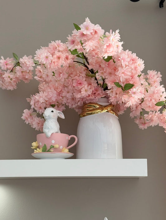 2  Size Vases white Whit Gold Design