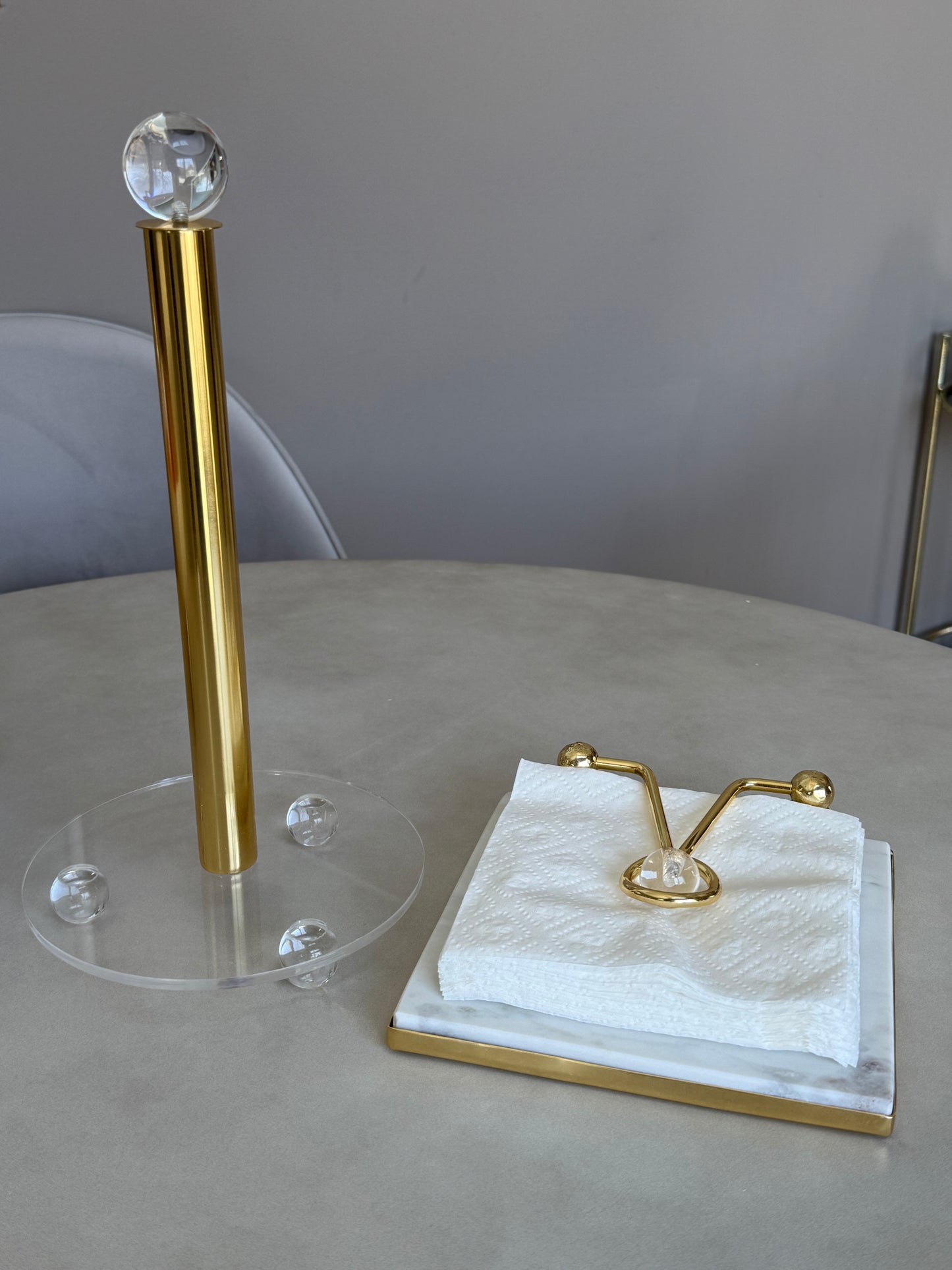Square Napkin Holder Whit Clear Ball