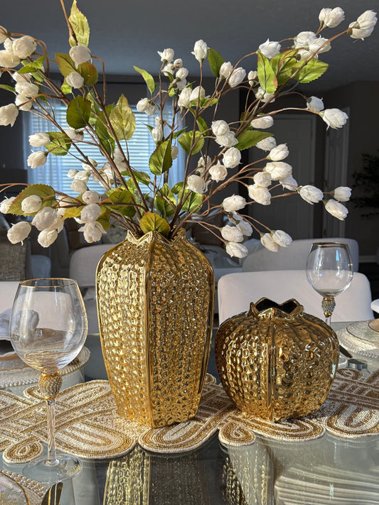 Two size Gold  Elegant vase