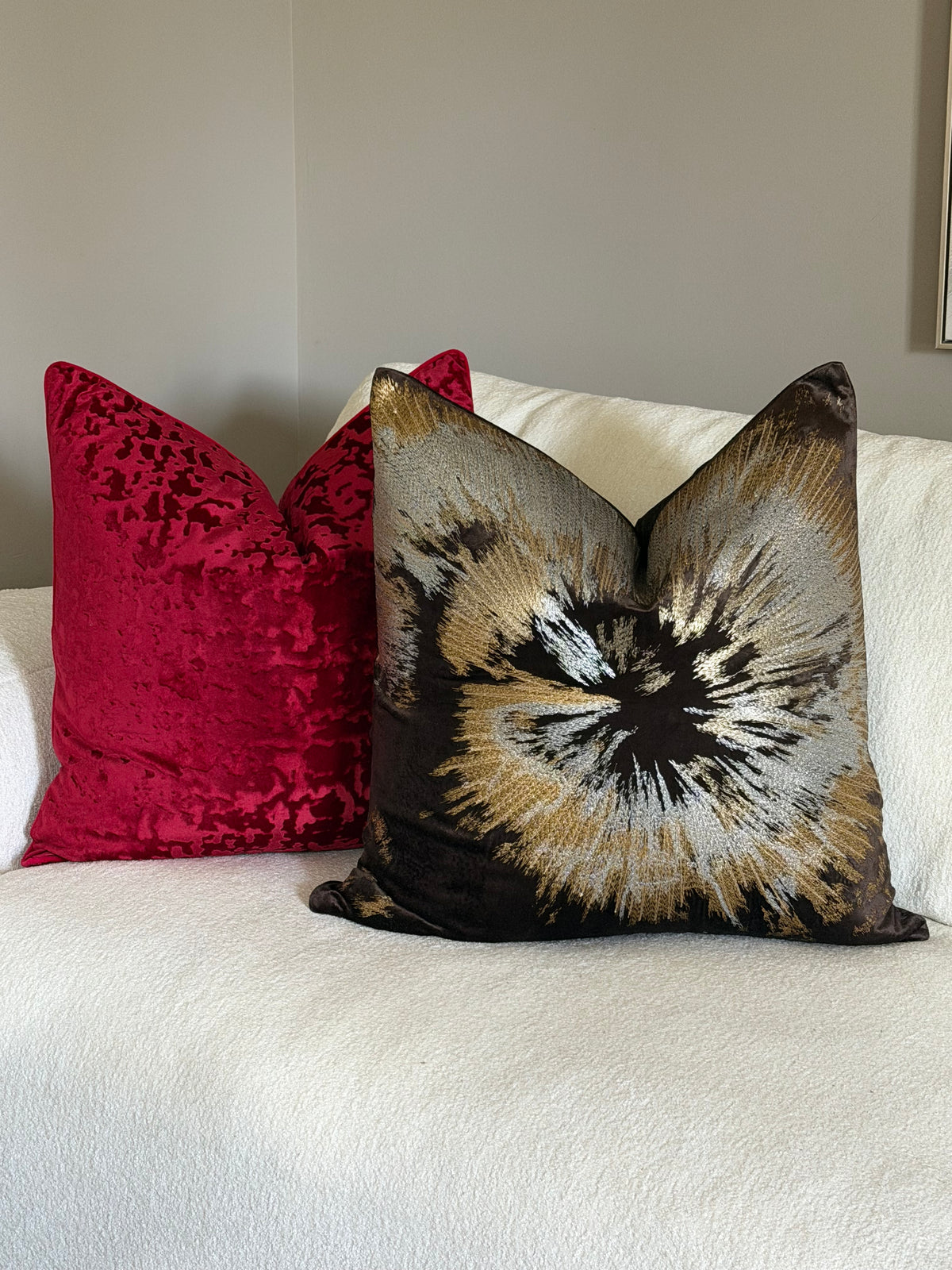 Zaha Chocolate Pillow