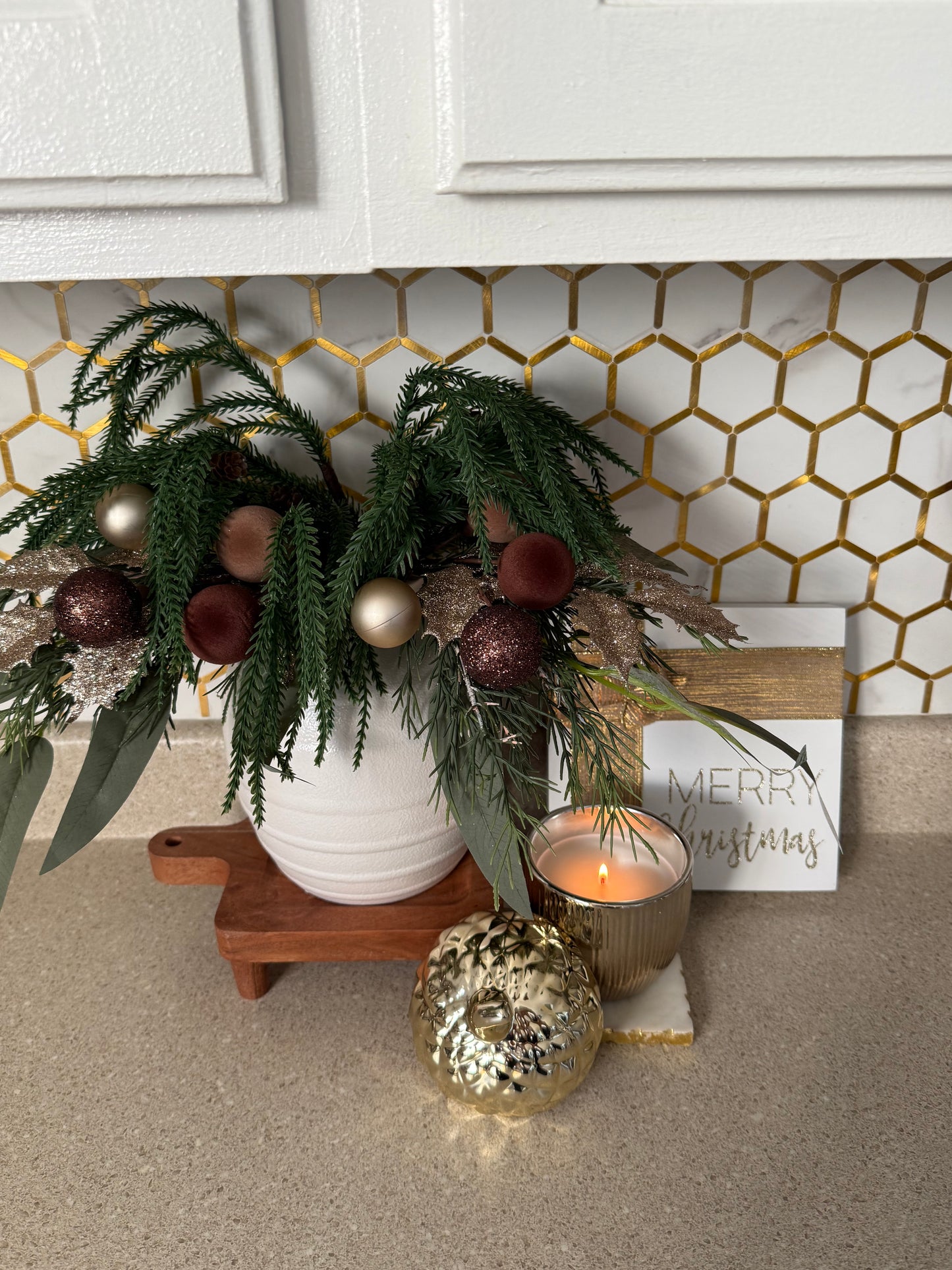 Luxury Acorn Candle shape.