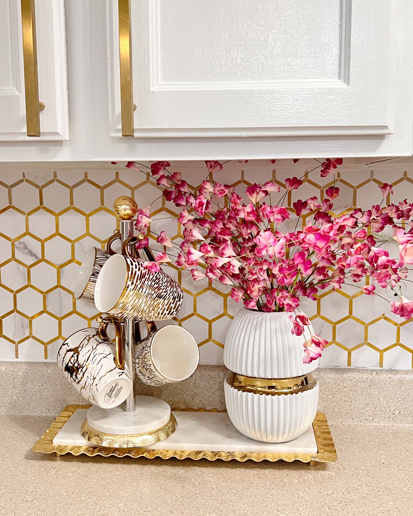 Ceramic Vase Gold Center Design