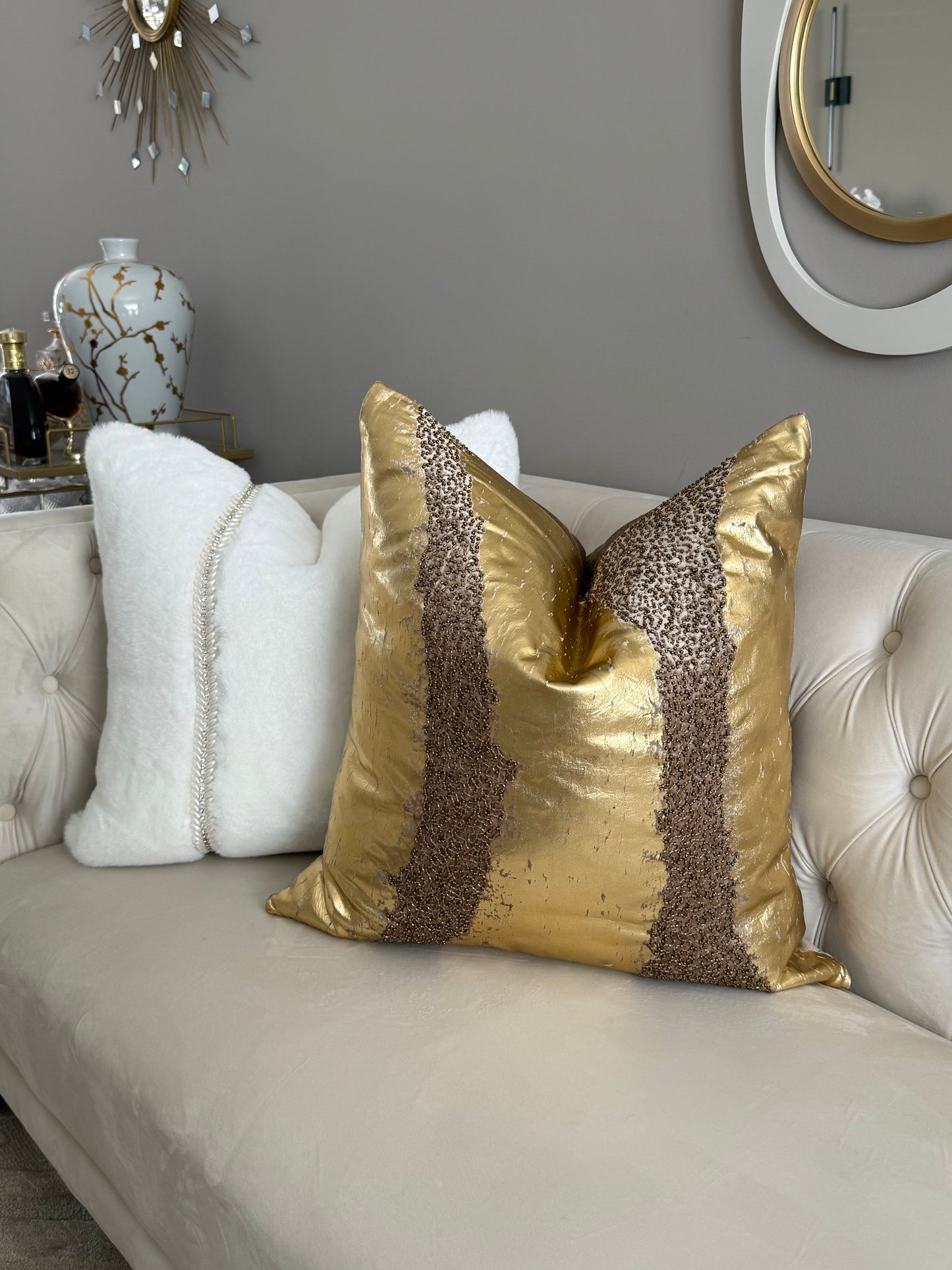 Ruza Stone  And Gold pillow