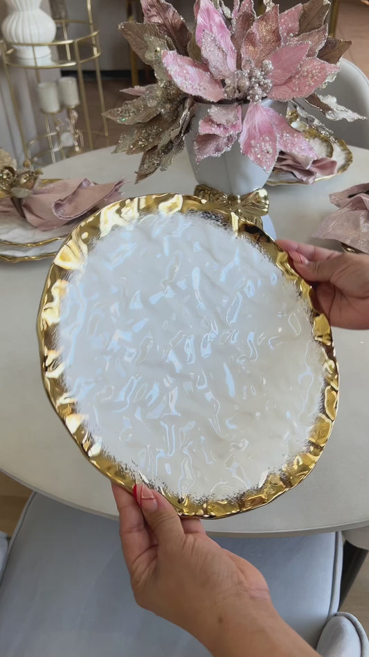 Set of 4  Porcelain Salad  Plates